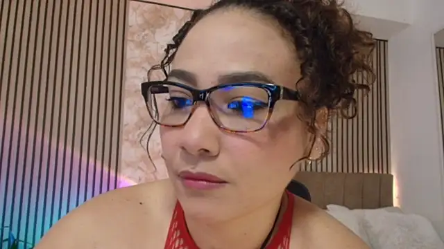 JuliRamirez webcam
