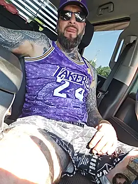 Beardedtattood live cam