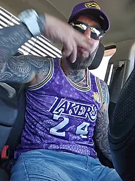 Beardedtattood live sex cam