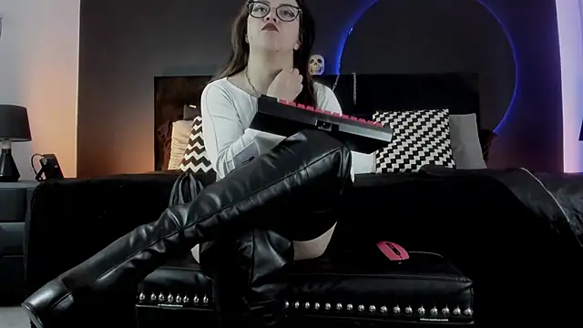 _Jade_16 webcam