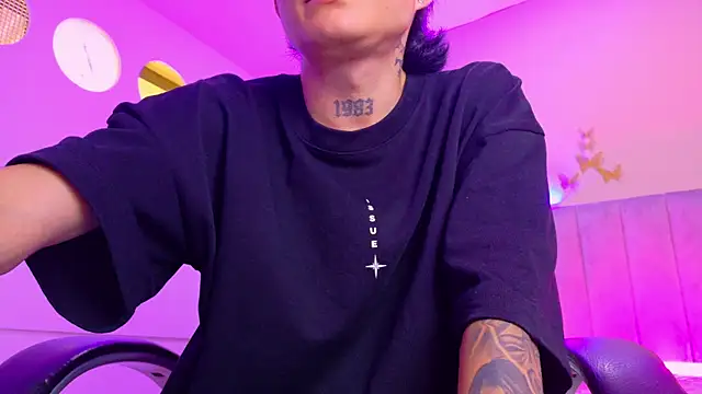Nascary_Fox webcam
