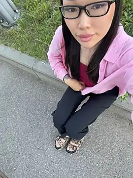 trytomakememoam webcam