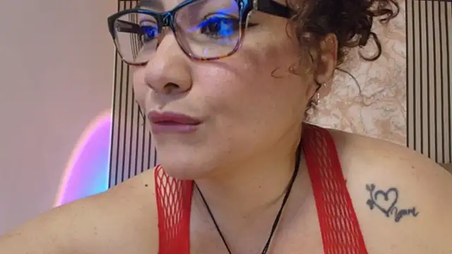 JuliRamirez webcam