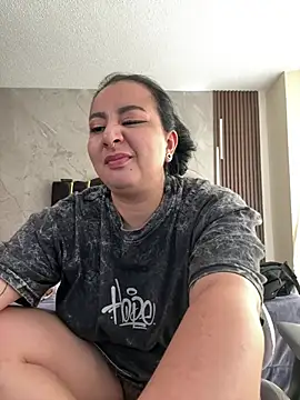 Abril_Luv webcam