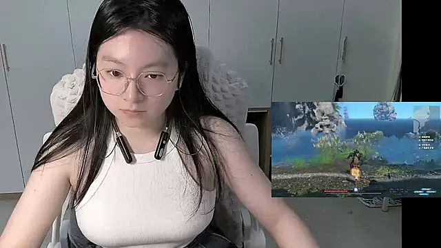 Erya-369 live webcam show