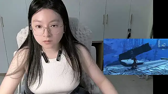Erya-369 live webcam show