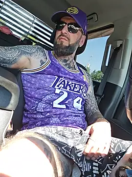 Beardedtattood live sex cam