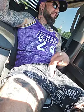 Beardedtattood live cam