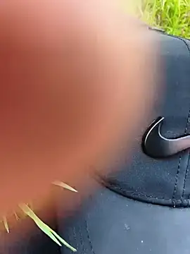 peperoso777 (M young) - Me desnudo en el parque