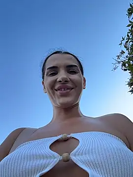 chloenyx live sex cam