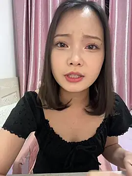 BIGBABYYEYE live sex cam