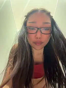 trytomakememoam webcam