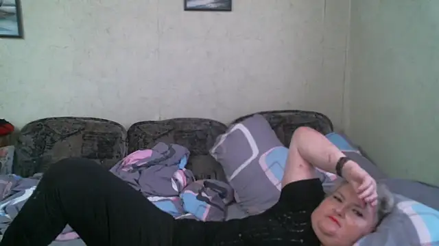Lana555 live cam on StripChat