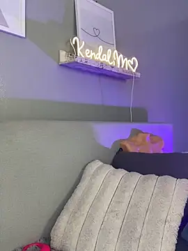 KendalMilleer live webcam show