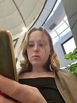 Public_Katrisha live webcam show