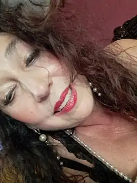 GypsyEsmeralda live webcam show