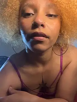 Lillith_Bloom webcam