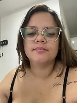 Laryssinha_69 live webcam show