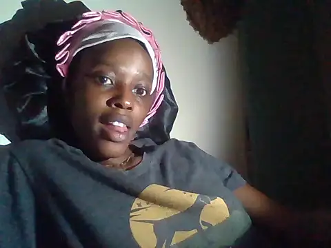 Prettybunnyy webcam