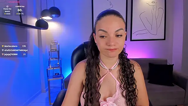 MorganHicks live cam on StripChat