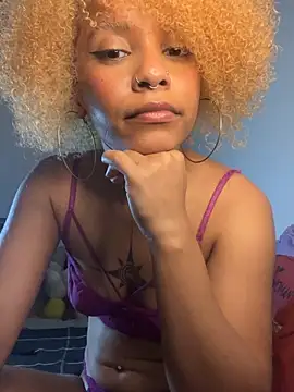 Lillith_Bloom webcam