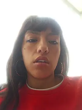 Cute_hollywood1 webcam
