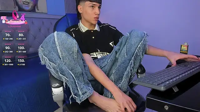 samblack_ (M twink) - TODAY'S GOAL
