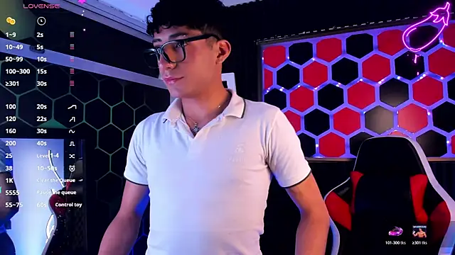adann_star (M twink) - HI ADANN