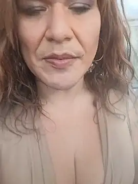 Model: deedeedoll82222