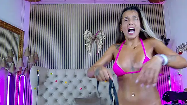 PlayfulShow webcam