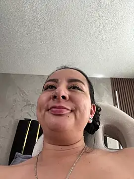 Abril_Luv live webcam show