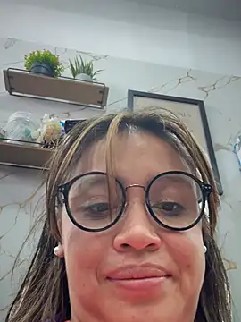 Melany-1 webcam