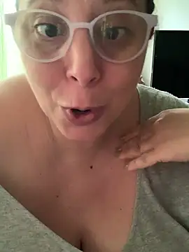LupitaHaze live cam on StripChat