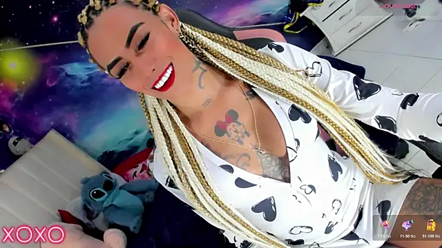 Nella_Dolls webcam