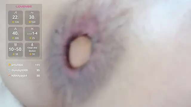 yueyue2003 live webcam show