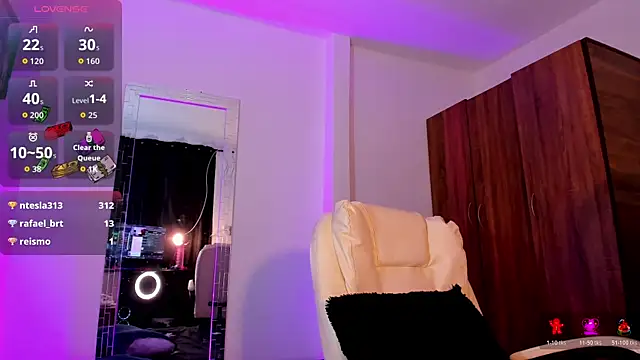 chloejones__ webcam