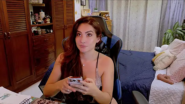 Abrilqueen webcam