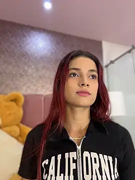 amber_sparkle webcam
