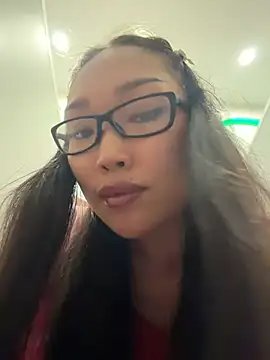 trytomakememoam webcam