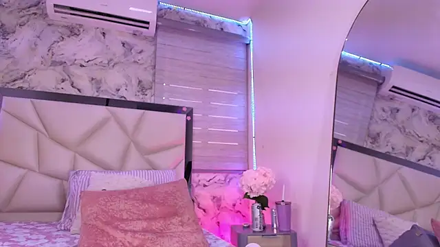 lili_jhonson webcam