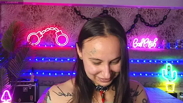 Cool_Freak_ webcam