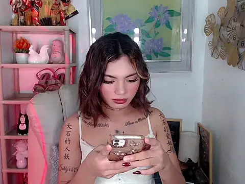 JasmineHiller webcam