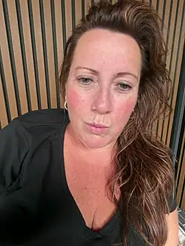 xsexycurvymilf webcam
