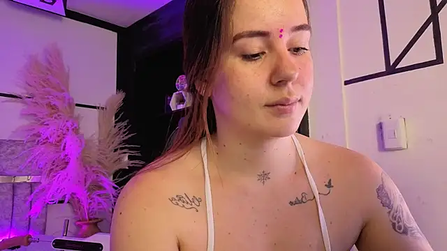 AlliceLover webcam