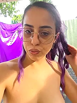 LisandreLaVenale live sex cam