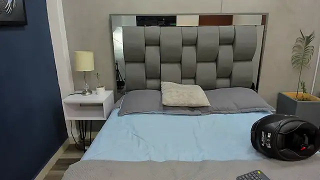 Charlie___Musk webcam