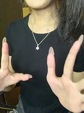 live sex web cam Nhinhi18