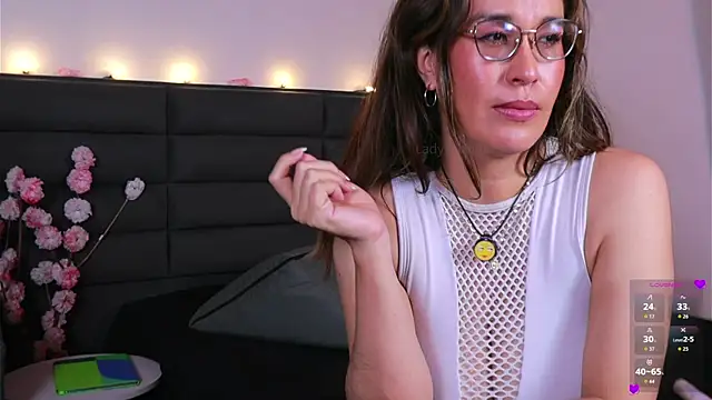 kathieandpovcock1 webcam