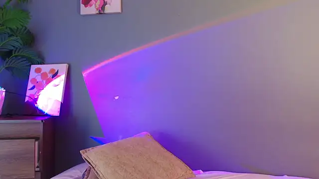 adara_johnson__ webcam