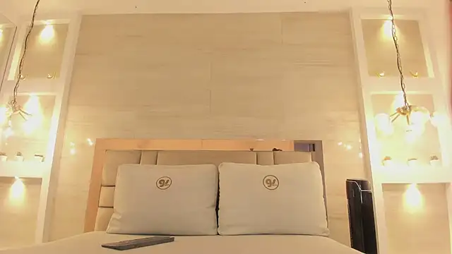 chloe_murray webcam